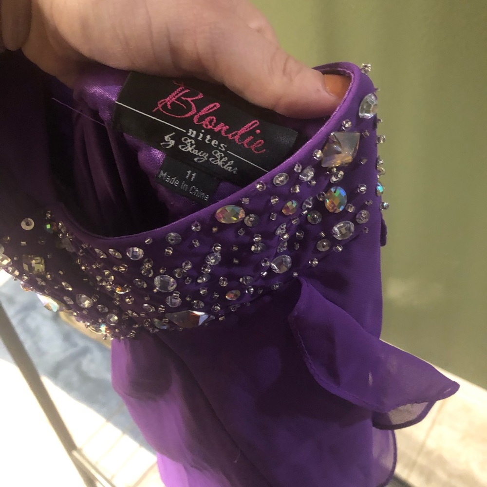 Prom dress - Picture 3 of 4